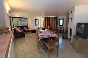 Apartment Ecureuil 200m - Living room with fireplace Champagny-En-Vanoise